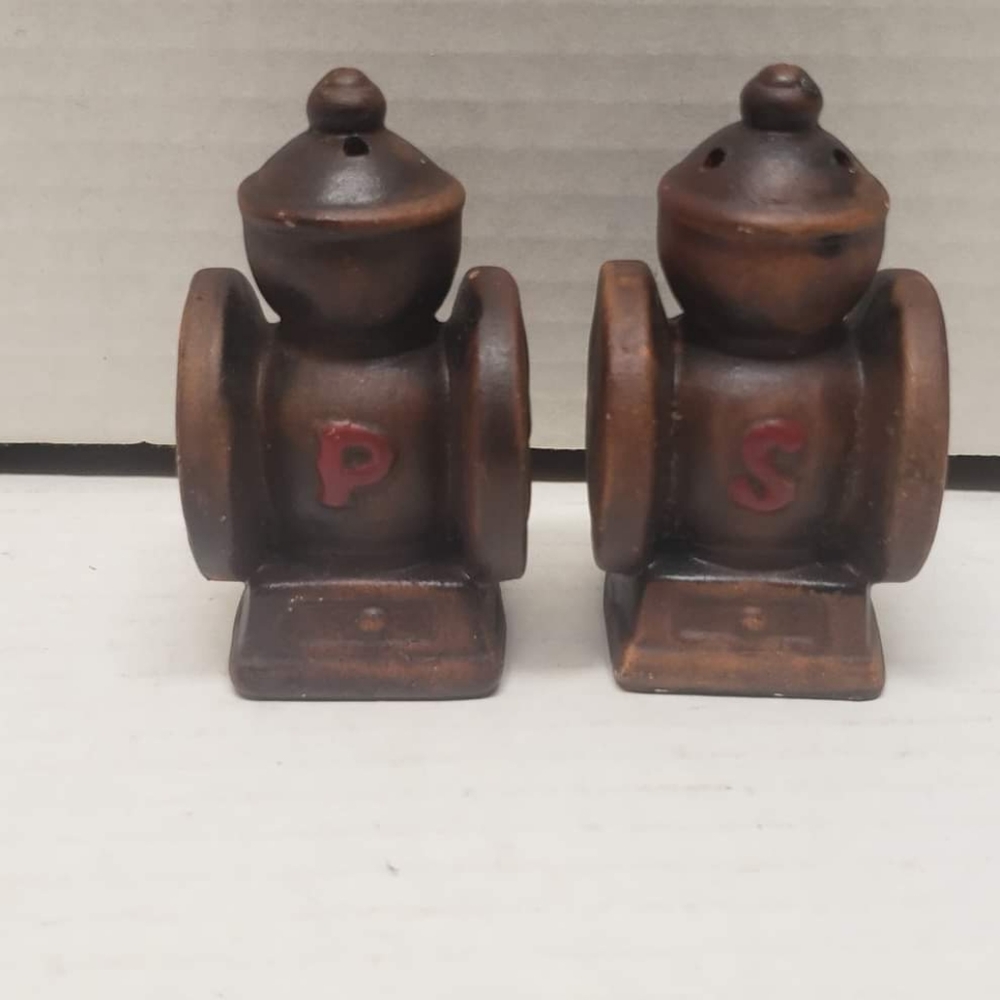 Vintage Ceramic Brown Cannon Salt Pepper Shakers Set